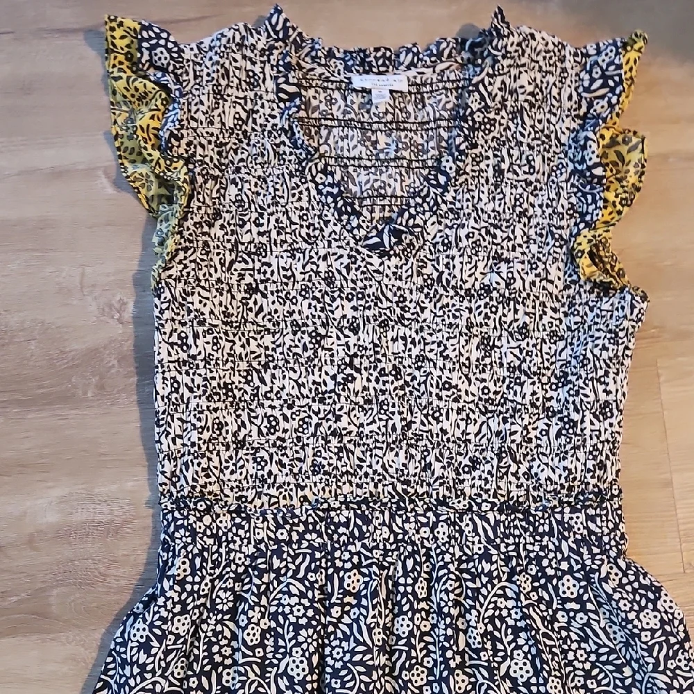 Floral Ruffle Dress - Yellow and Black - Picture 3 of 4